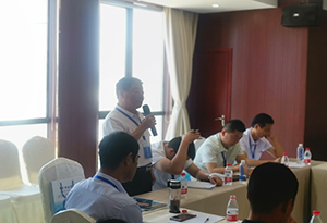 深入交流 深入交流